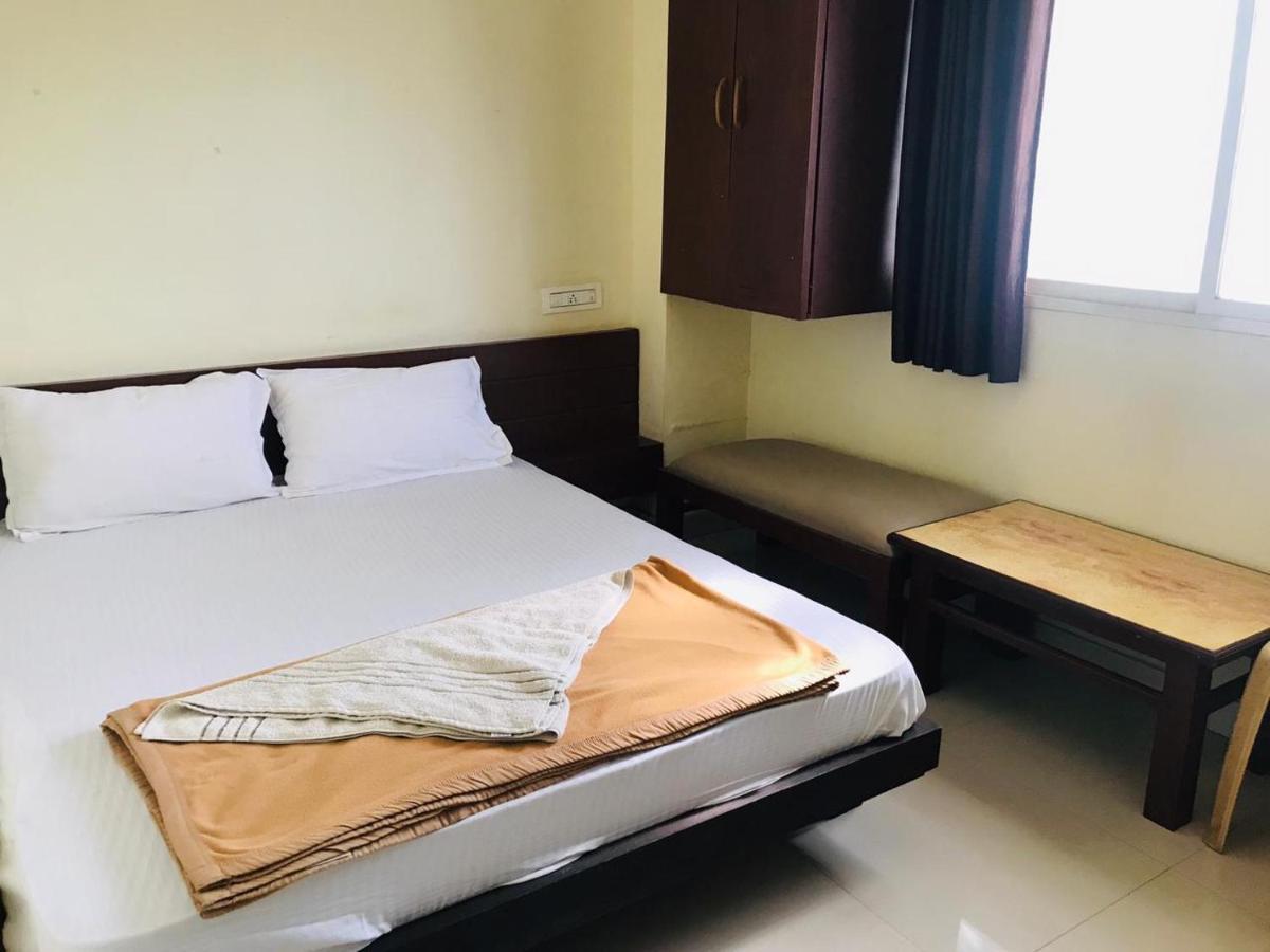 Staymaker Bright Palace Residency Shimoga Dış mekan fotoğraf